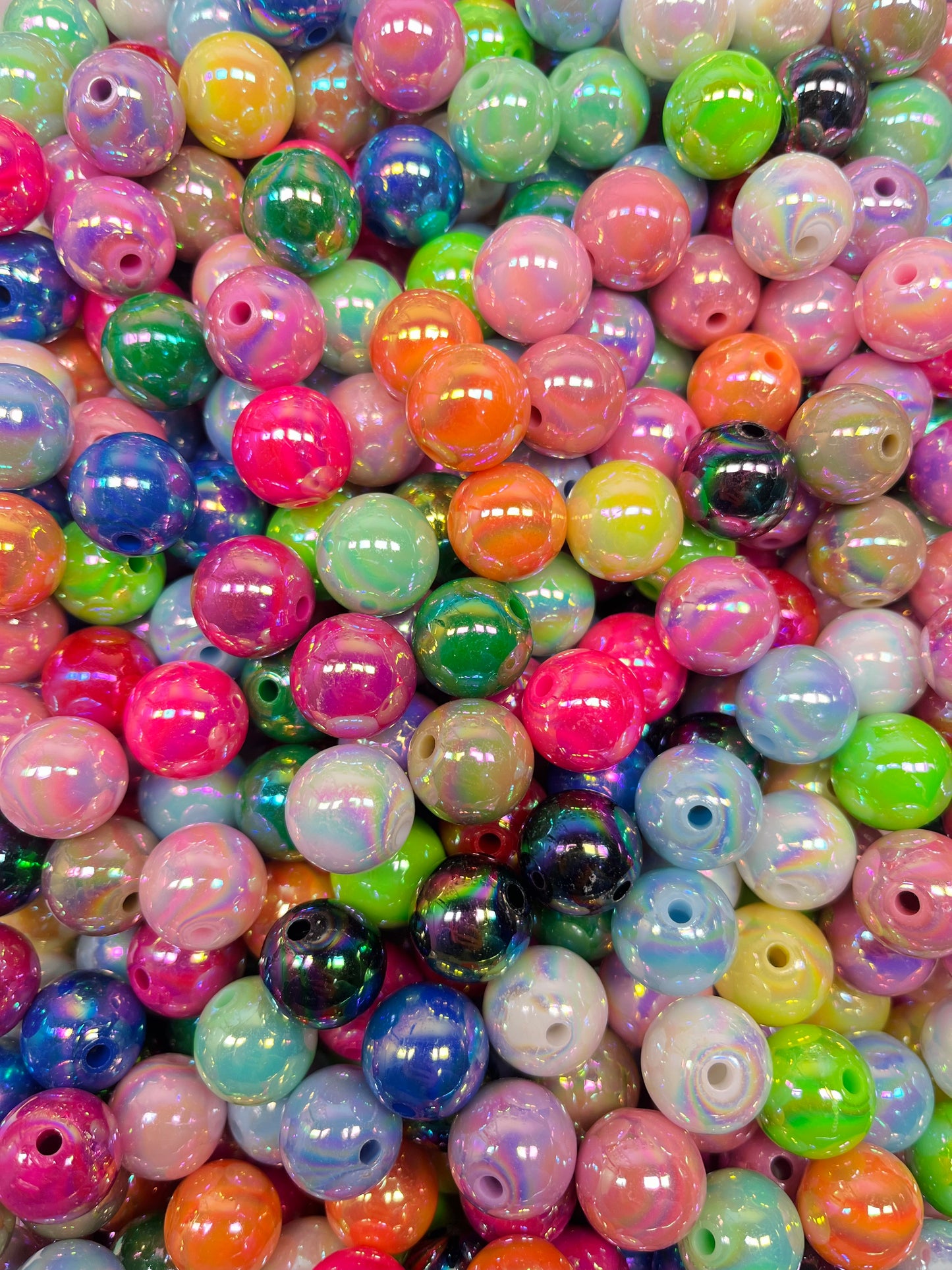 Acrylic beads(All kinds of beads are 16 mm.)